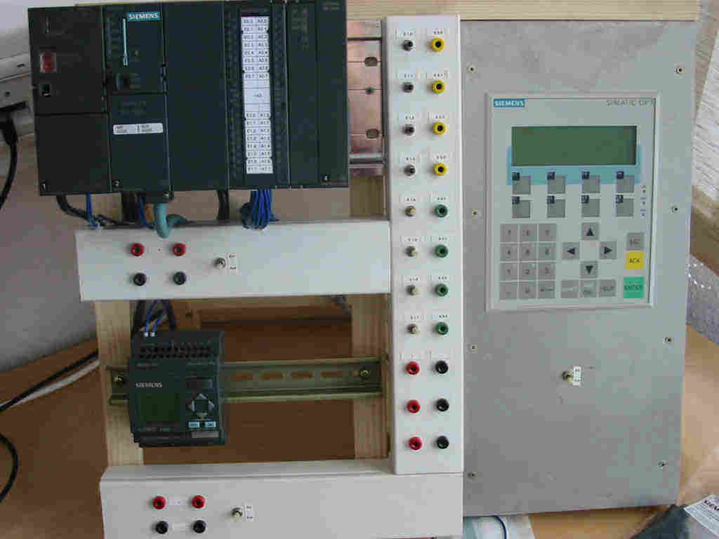 Schulungsrack fr Step7, S7, Visualisierung, Profibus, LOGO